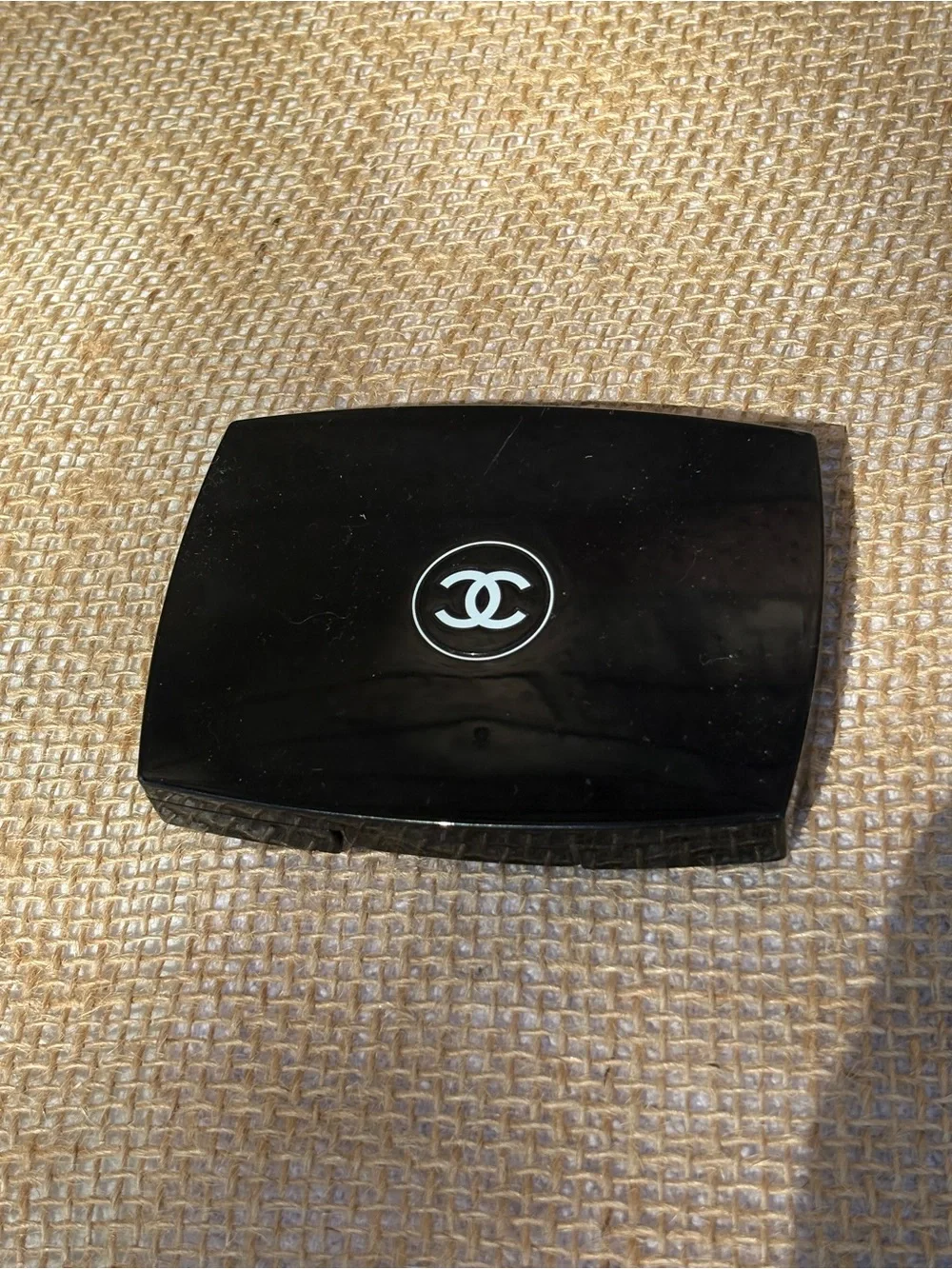 CHANEL Aqualumieres Eyeshadow/Lip Palette — Pink, Purple, Rose & Champagne